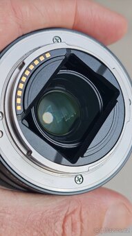 Sony FE 28/2 - 4
