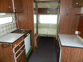Karavan Wilk - 4