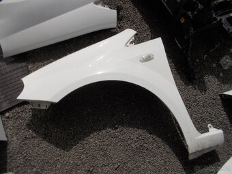 Karosářské díly Fiat Grande Punto bílá - 4