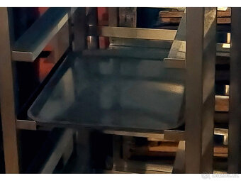 Nerezový přepravní vozík pro jídelní tácy, 5ks - 4