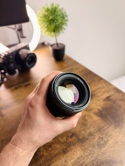 Sony FE 85mm 1.8 - 4