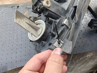 Škoda Fabia I - přední světla - 4