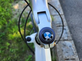 Jízdní kolo BMW - 4