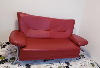 Stylová Dvoumístná Pohovka Vínové Barvy - 4