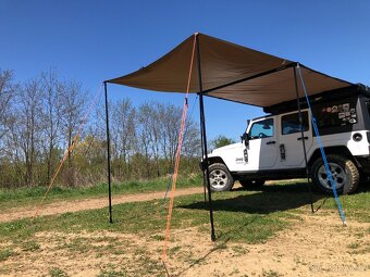 Rhino Rack markýza sunseeker s boční stěnou - 4