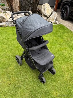 Kočárek Britax - 4