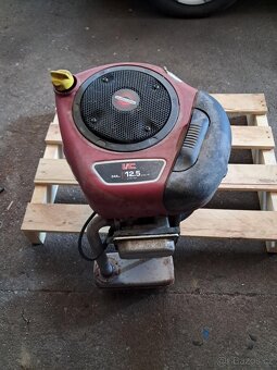 Briggs Stratton motor prodám - 4