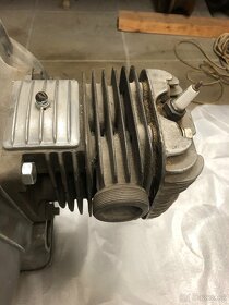 Motor Zundapp K500 - 4