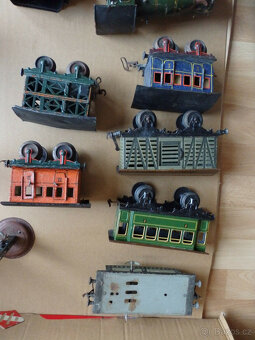 Märklin Railway a další balíčky (lokomotiva, příslušenství) - 4