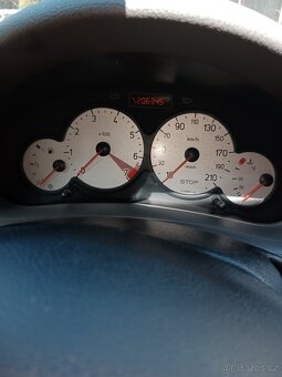 Prodám Peugeot 206 1.4 benzín 55.kw - 4