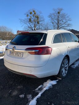 Opel insignie sporttourer - 4