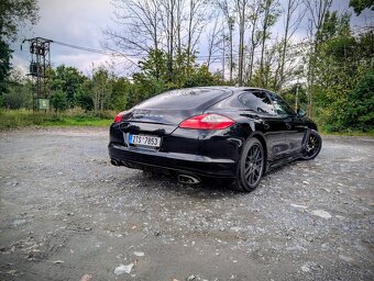 NA PRODEJ: Porsche Panamera 3.0 Diesel – Luxus, Výkon a Styl - 4