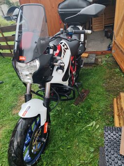Aprilia Pegaso Strada 650 - 4