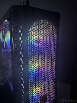 Rok starý herní PC – RTX 3060, i5 12400F, RGB - 4