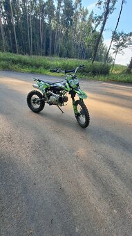 Pit bike Hecht 125 - 4