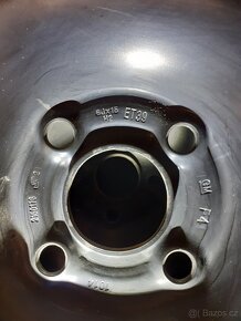 Zimni sada kol - Opel Corsa D 185/65/15  4x100 - 4