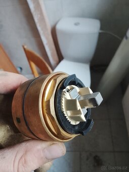 Podomítkové těleso Hansa DN15 - 4