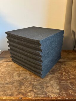 16ks 30x30cm Akustické panely 2.5cm - 4