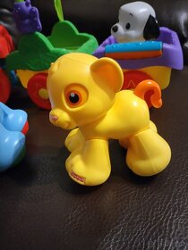Dětský vláček Fisher Price se zvířátky a zvuky - 4