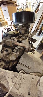 Motor s převodovkou a nápravou Renault 8 - 4