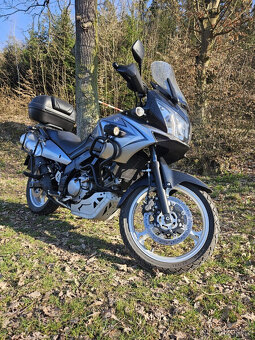 Suzuki DL 650 Vstrom - 4