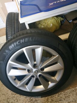 ALU kola Renault Megane 5x114,3 r17 Originál,pneu 6mm 205/55 - 4