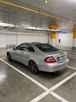 Mercedes Benz 240 2002 - 4