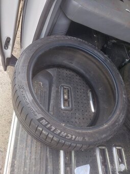 Pneumatika 1ks 245/40 R19 - 4