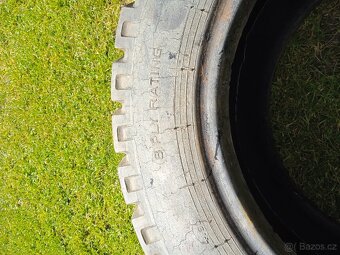 Pneu 10.0/75-15.3 - 4