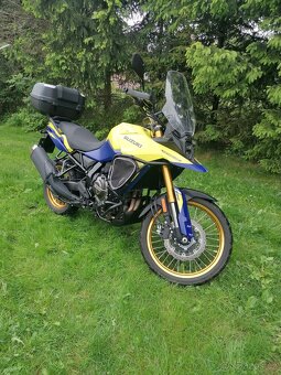 Suzuki V-Strom 800DE 2024 najeto 2250Km - 4