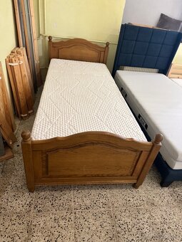 Krásná rustikální postel jednolůžko 90x200 komplet - 4