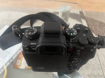 Sony α9 Mark III+battery grip - 4