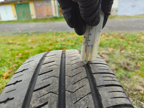 2xletní pneu Hankook 205/65R16C - 4