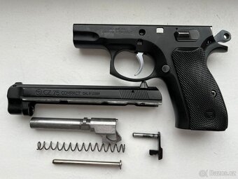 ČZ 75 Compact - 4