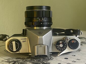 Asahi Pentax Spotmatic SP + Super-Multi-Coated Takumar 55mm - 4
