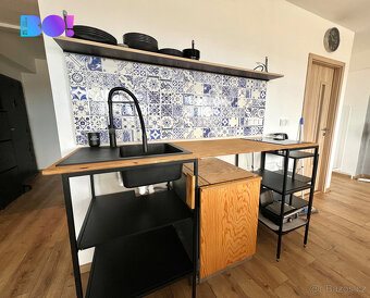 Pronájem bytu 2+kk, 49 m² s balkonem, ul. Jaroslava Lohrera, - 4