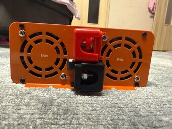 DATOUBOSS 12/24/36/48/60/72V-220V 2000W Čistý sinus - 4