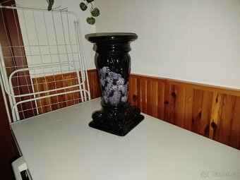 Starý dekorativní zámecký sloup -stojan na květiny či lampu - 4