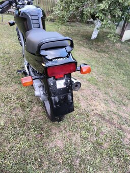 Honda ntv 650 - 4