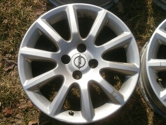 4xOriginál Litá kola na OPEL ASTRA H velikost 16tky. ET 37 - 4