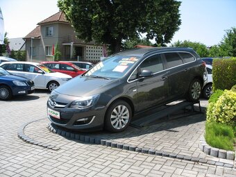 Astra Kombi 1,6 TDi-81 kW, 187.000,-Kč - 4