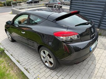 Renault Megane COUPE, 1.4 TCe = 145.470 km, rok 2010 - 4