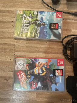 Nintendo Switch OLED + 3 hry a příslušenství - 4