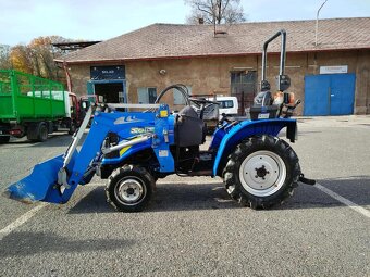 Solis 20 s předním nakladačem - 4