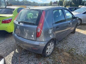 Fiat Punto 1,2i 44 kw.jen 105t.km..klima 2004 - 4