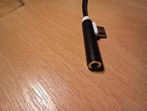 Adaptér konektor C 2 v 1 nabíjet telefon a poslech hudby - 4