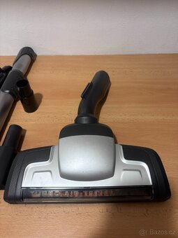 VYSAVAČ Electrolux Pure D8.2 PD82-8DB modrý - 4