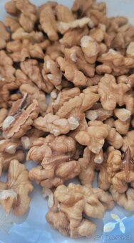 Loupane vlašske ořechy - 4