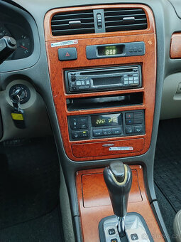 Černá Hyundai XG 30/automat/benzín/technická do 23.5.26 - 4