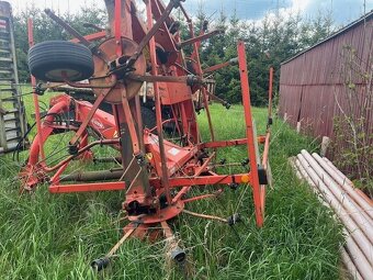 Prodám nesený obraceč sena KUHN GF 7802 - 4